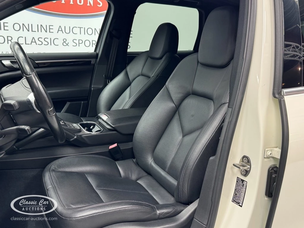 Hoofdafbeelding Porsche Cayenne