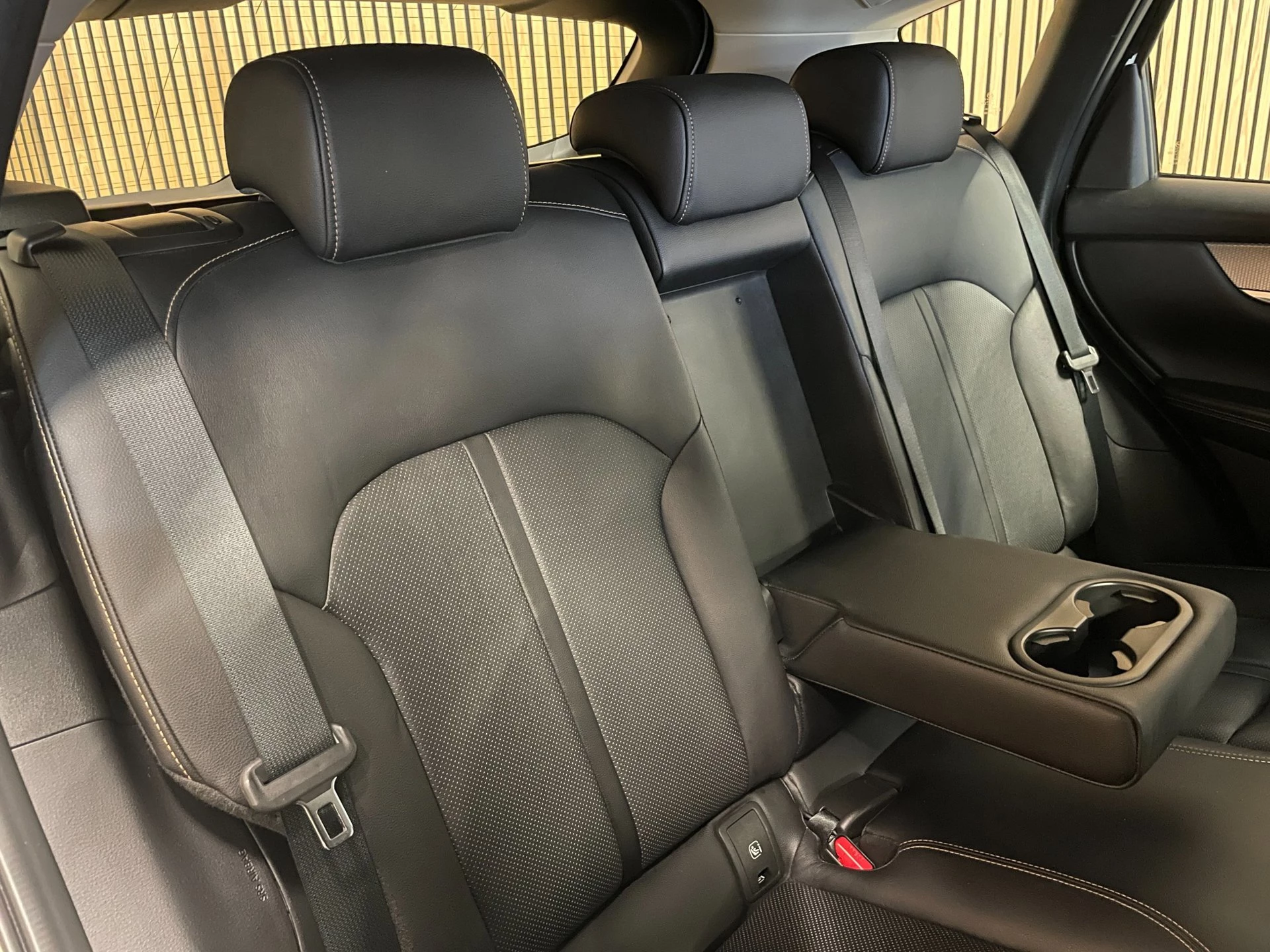 Hoofdafbeelding Mazda CX-60