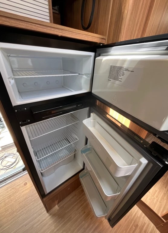Hoofdafbeelding Carado T 447 Enkele Bedden Hefbed