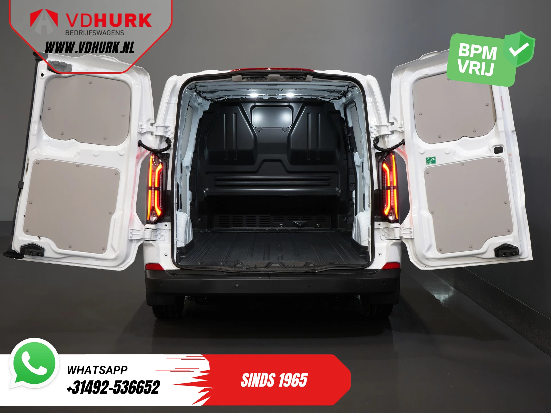 Hoofdafbeelding Ford E-Transit Custom