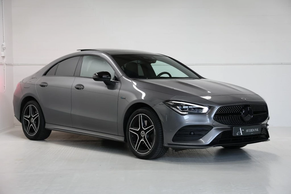 Hoofdafbeelding Mercedes-Benz CLA