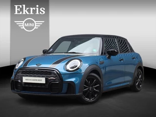 Mini 5-deurs Cooper | John Cooper Works + Camera + JCW Sportstoelen + Apple Carplay + Getint Glas + Climate Control + Adaptief Onderstel + 17'' LMV