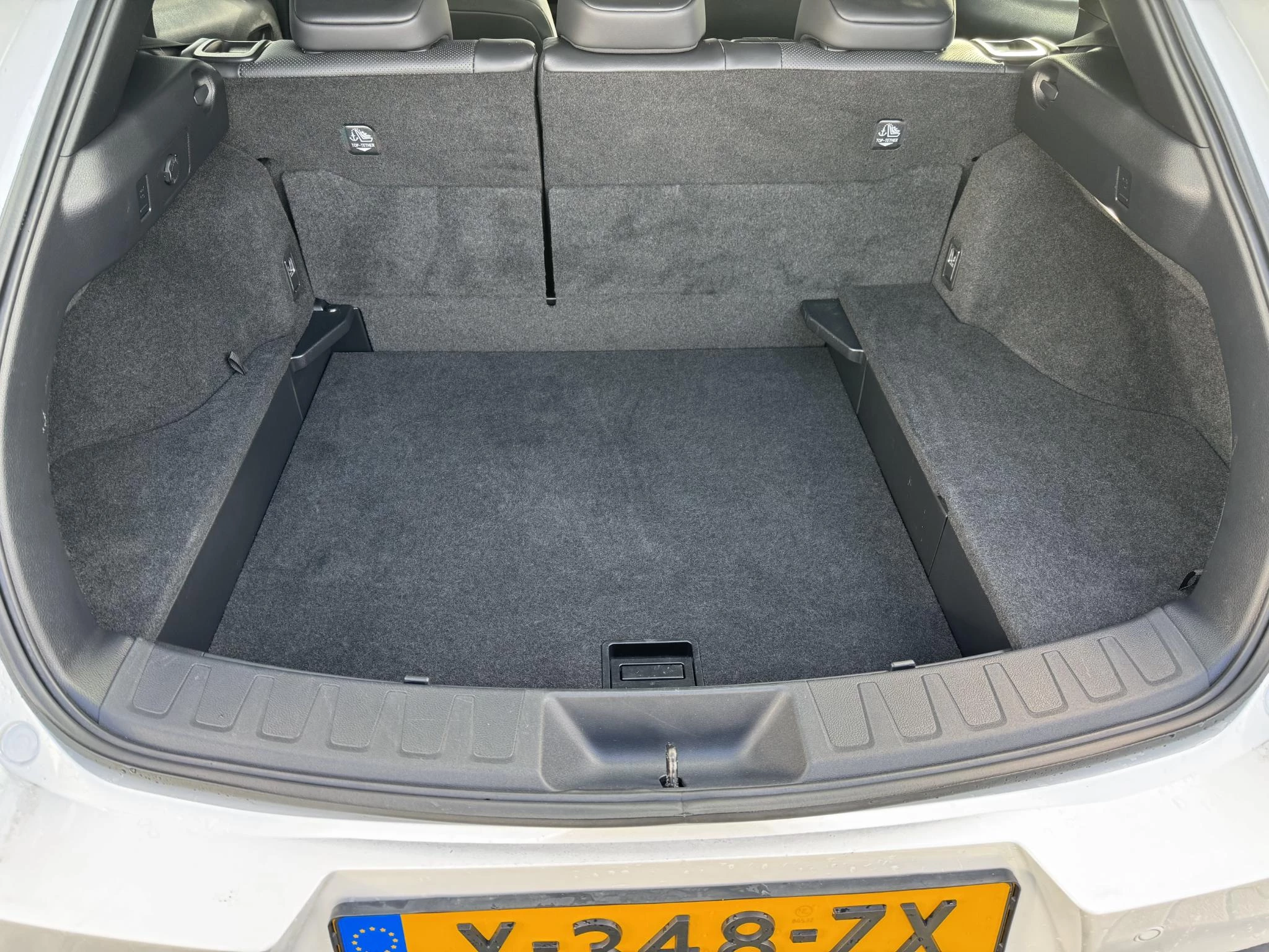 Hoofdafbeelding Lexus UX