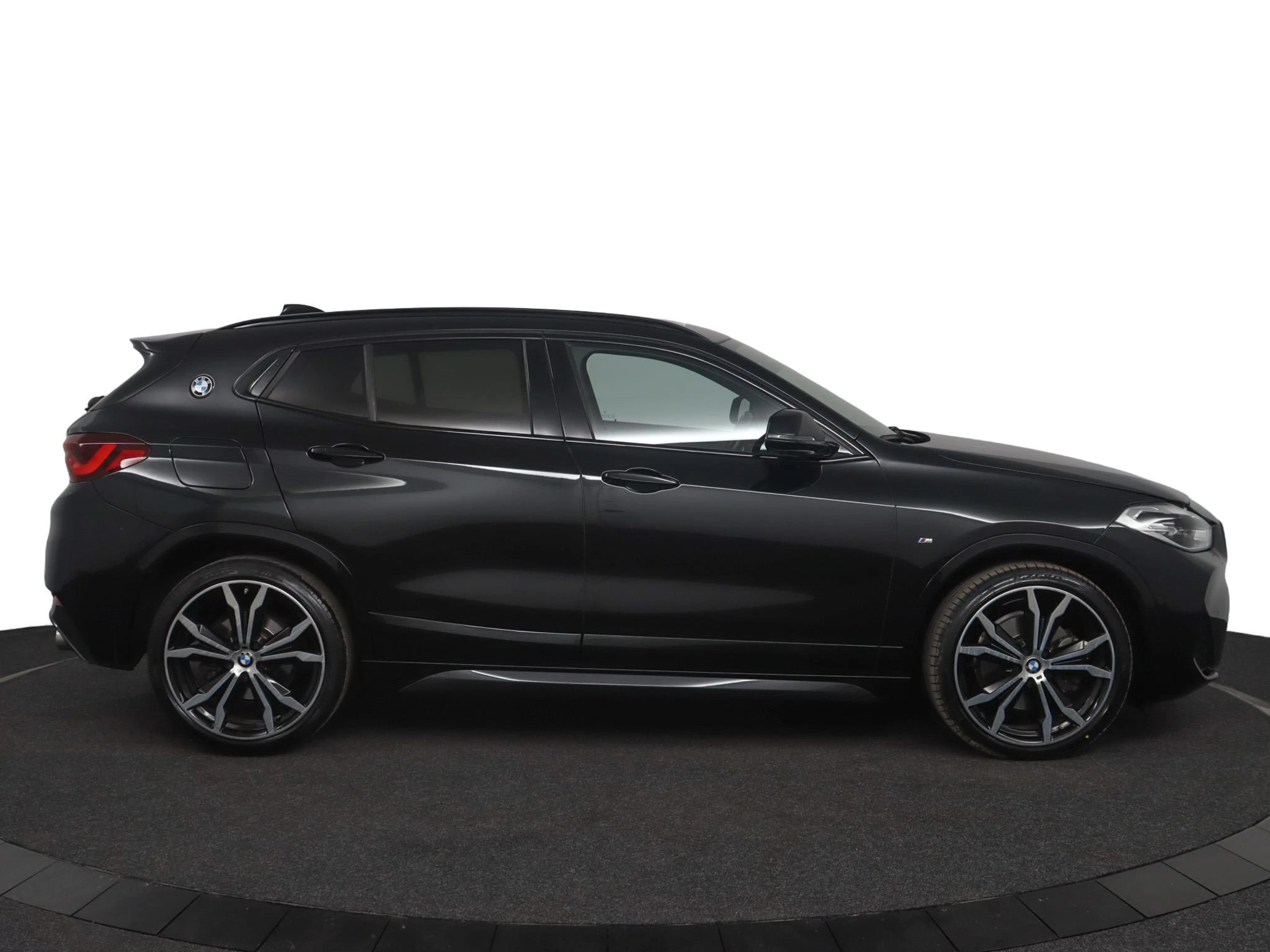 Hoofdafbeelding BMW X2