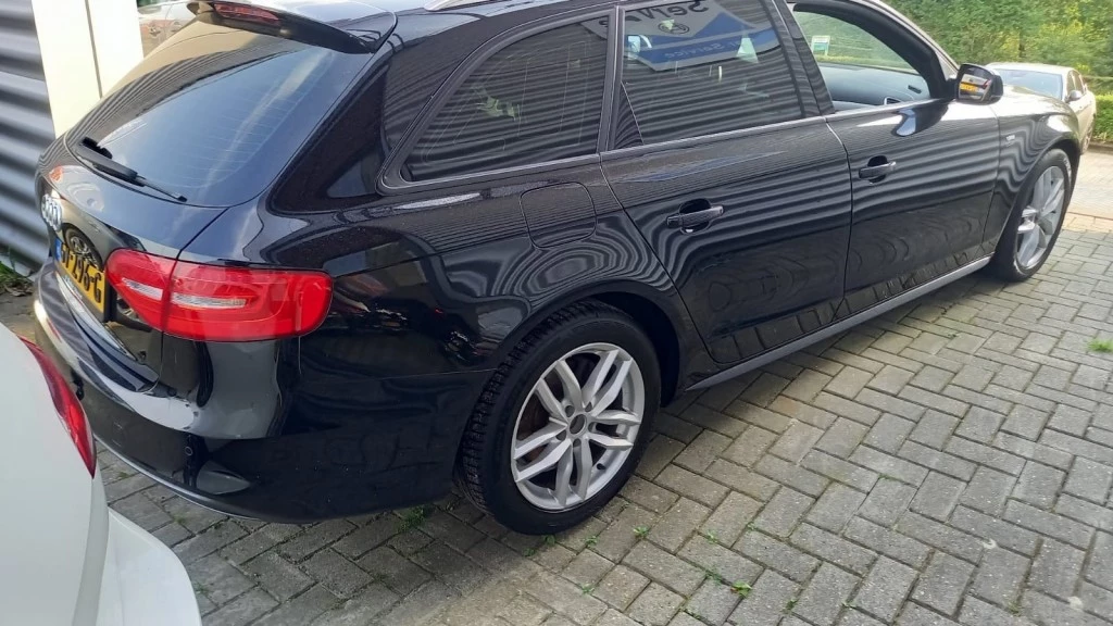 Hoofdafbeelding Audi A4