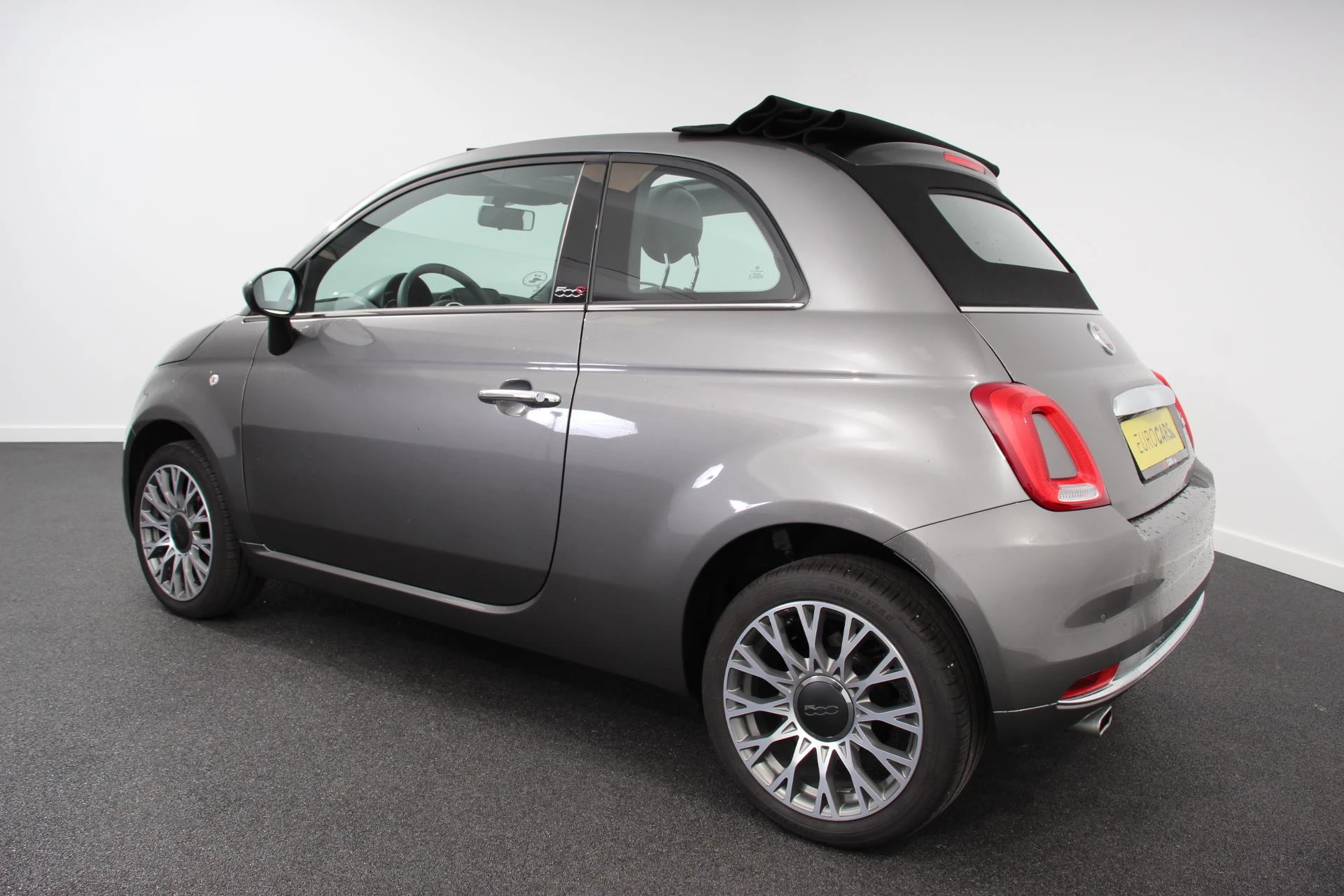 Hoofdafbeelding Fiat 500C