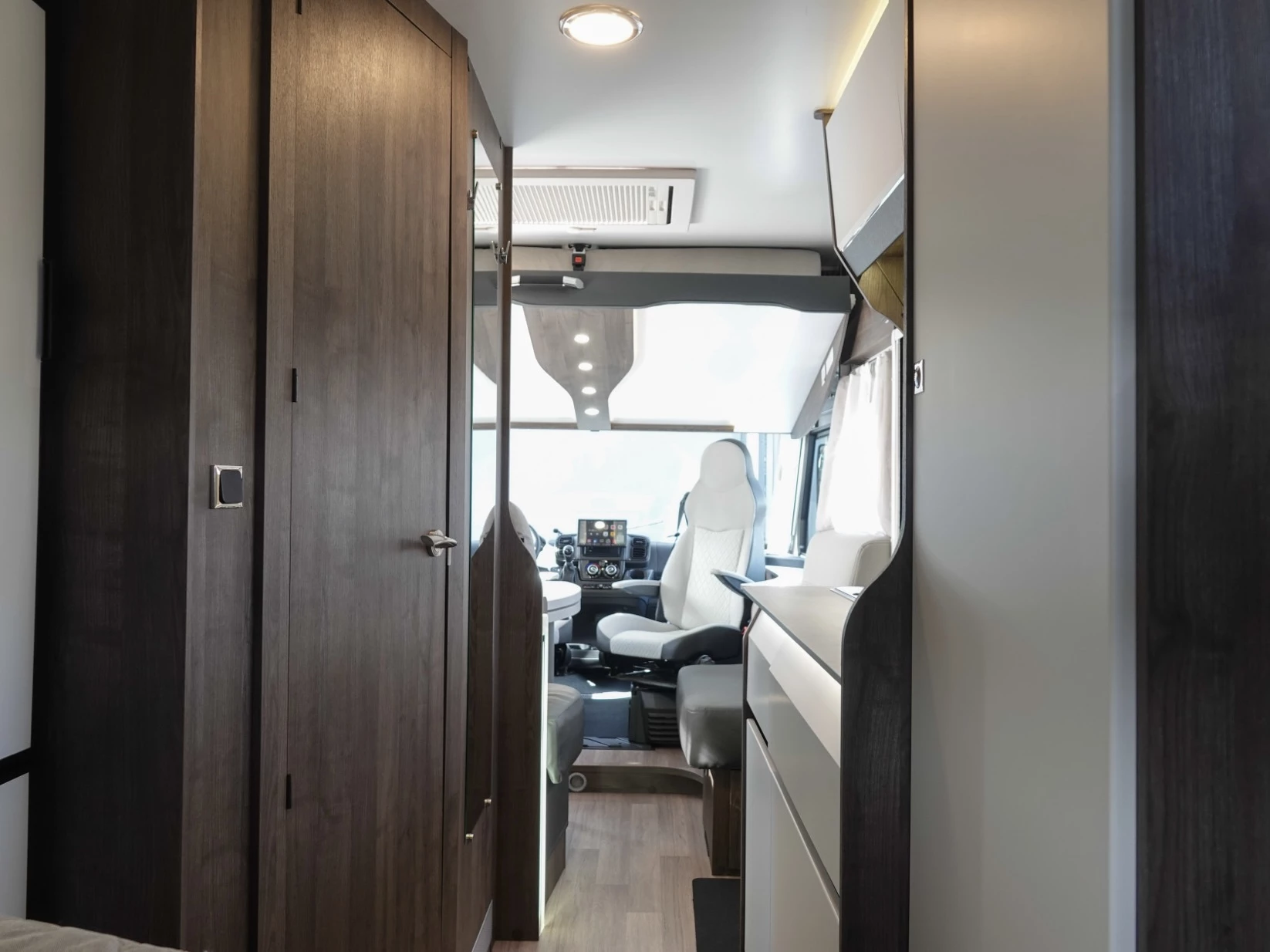 Hoofdafbeelding Benimar Amphitryon