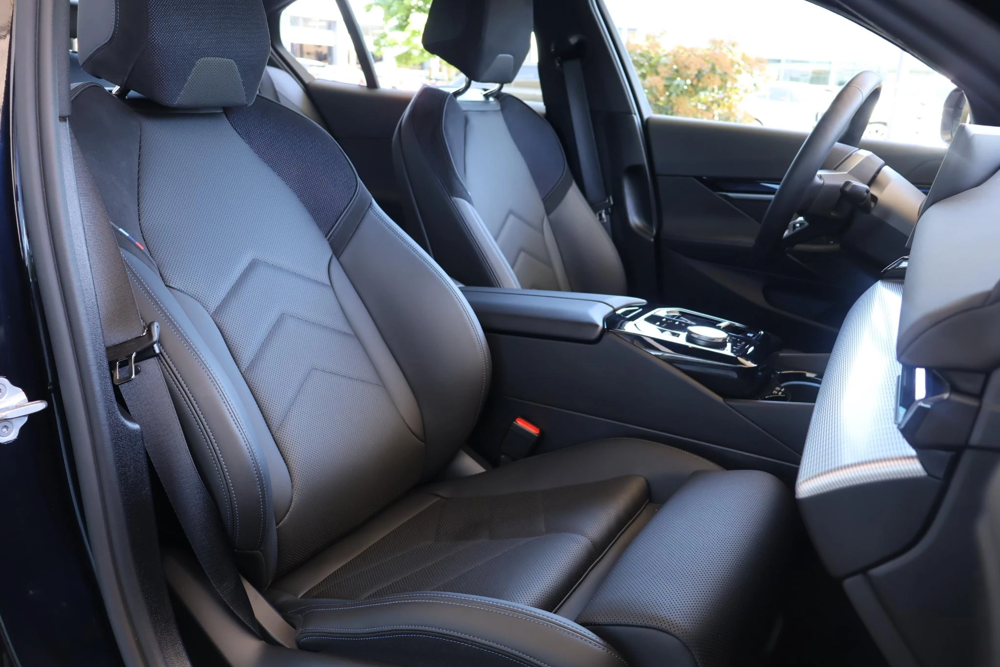 Hoofdafbeelding BMW i5