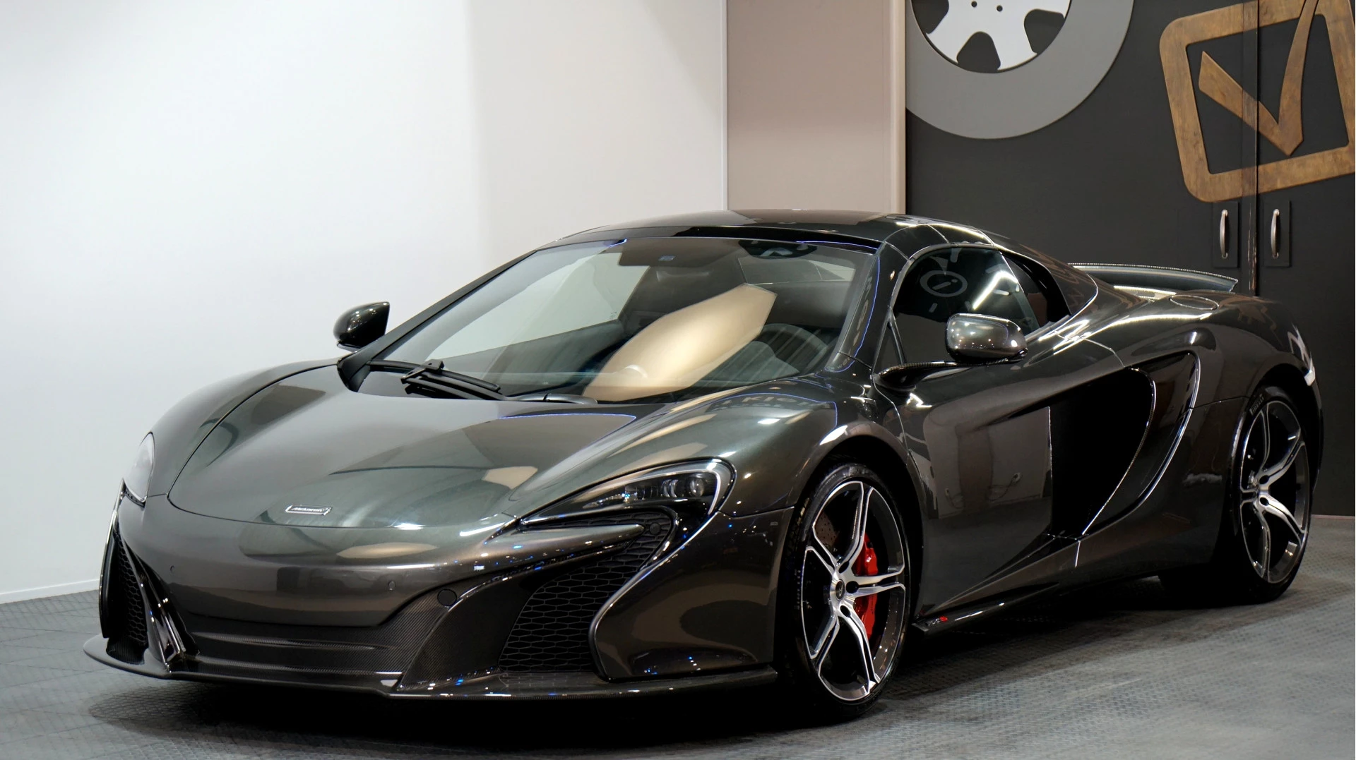 Hoofdafbeelding McLaren 650S
