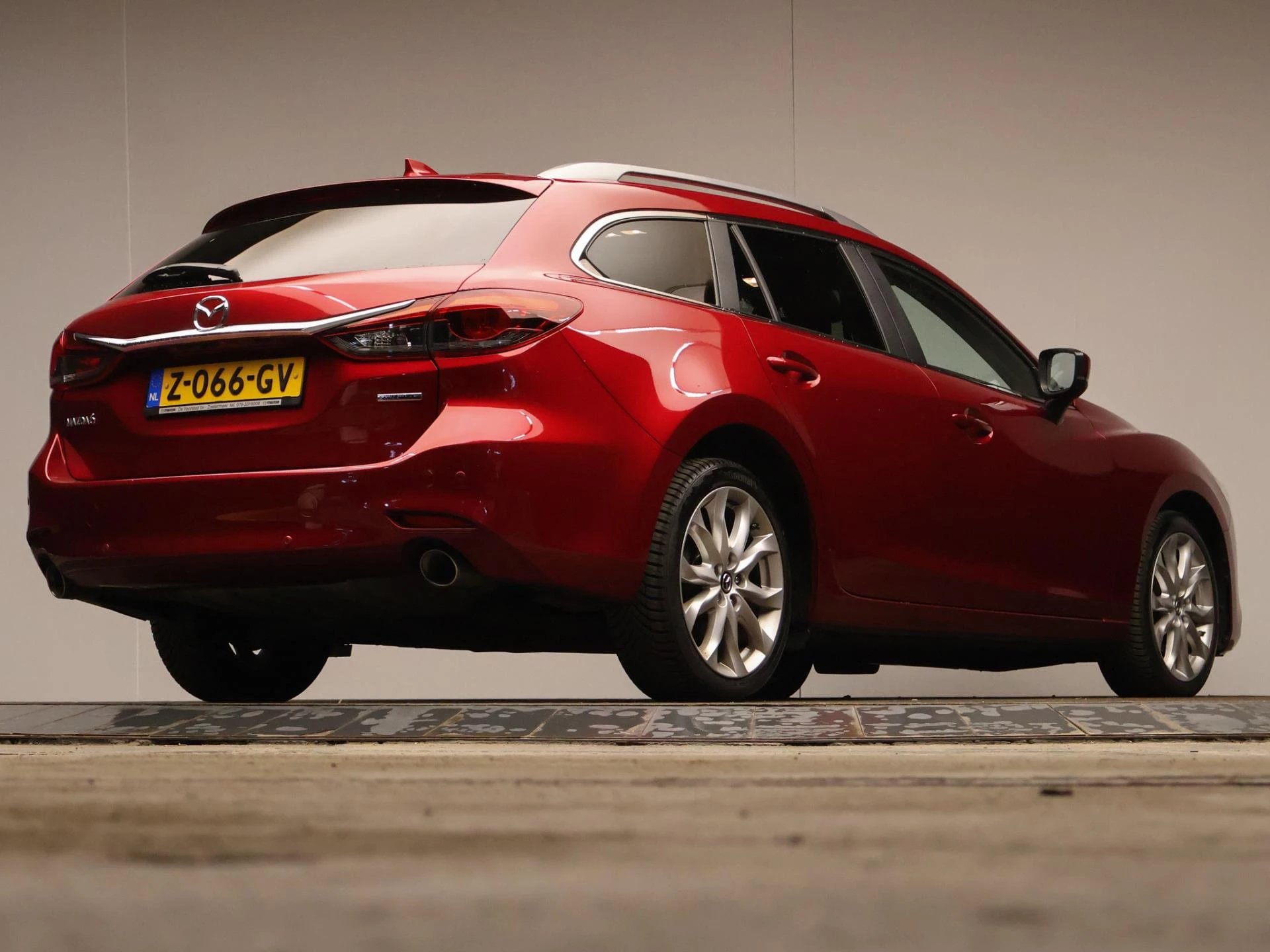 Hoofdafbeelding Mazda 6