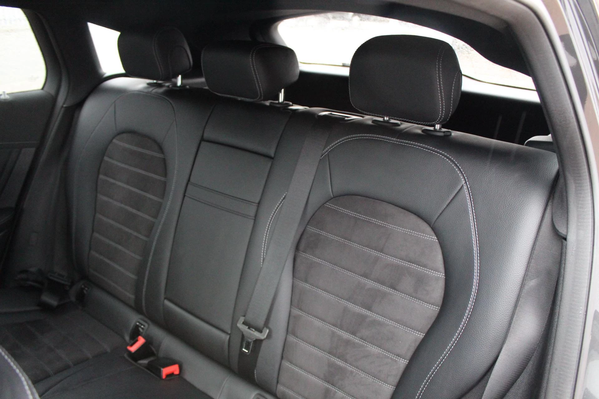 Hoofdafbeelding Mercedes-Benz EQC