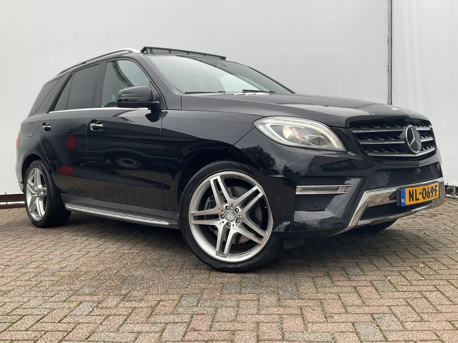 Hoofdafbeelding Mercedes-Benz M-Klasse