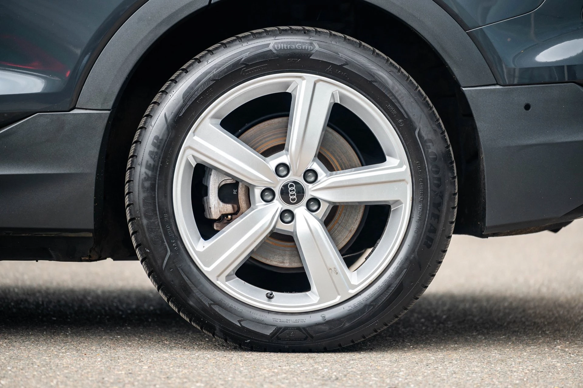 Hoofdafbeelding Audi e-tron