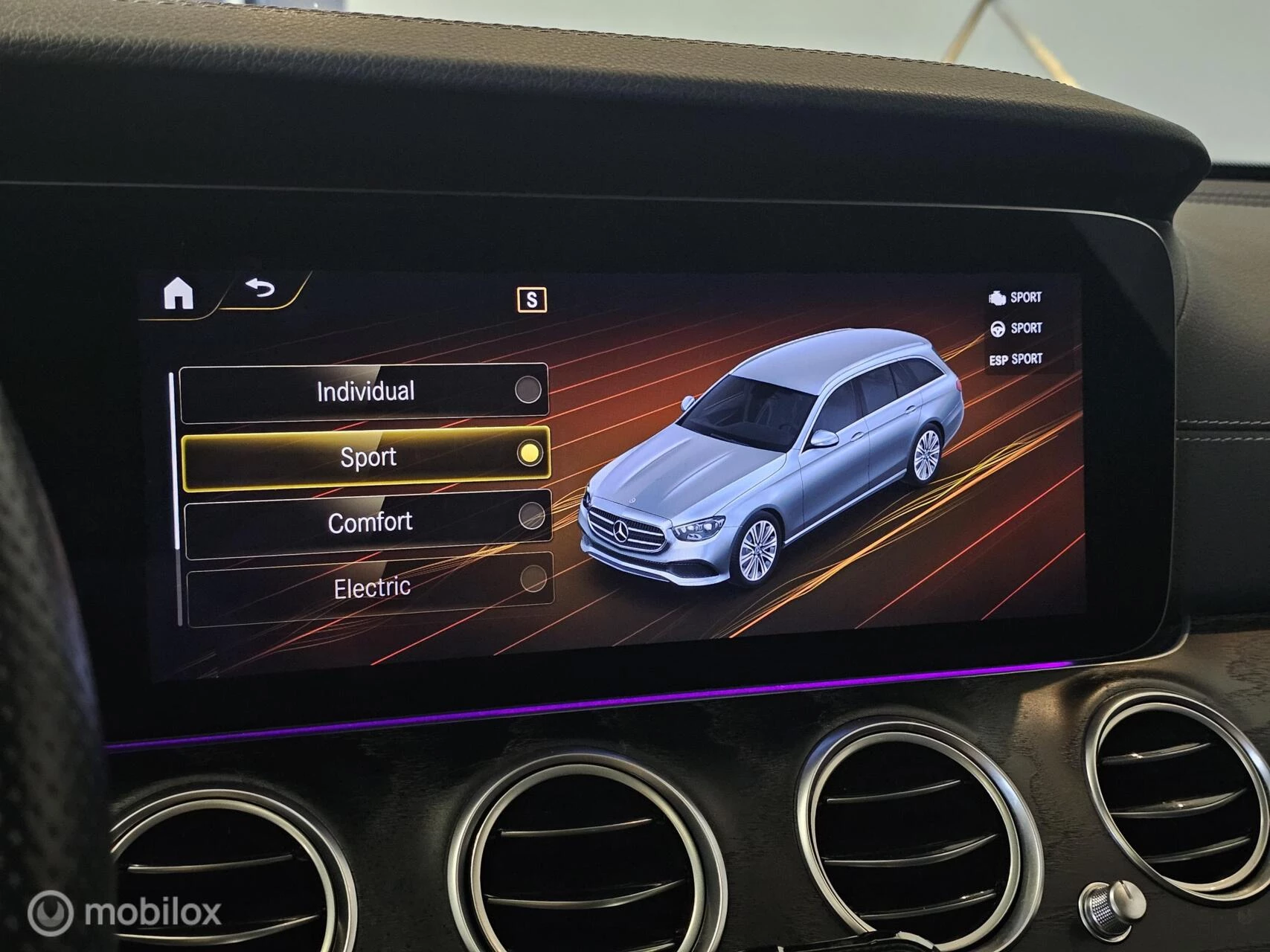 Hoofdafbeelding Mercedes-Benz E-Klasse