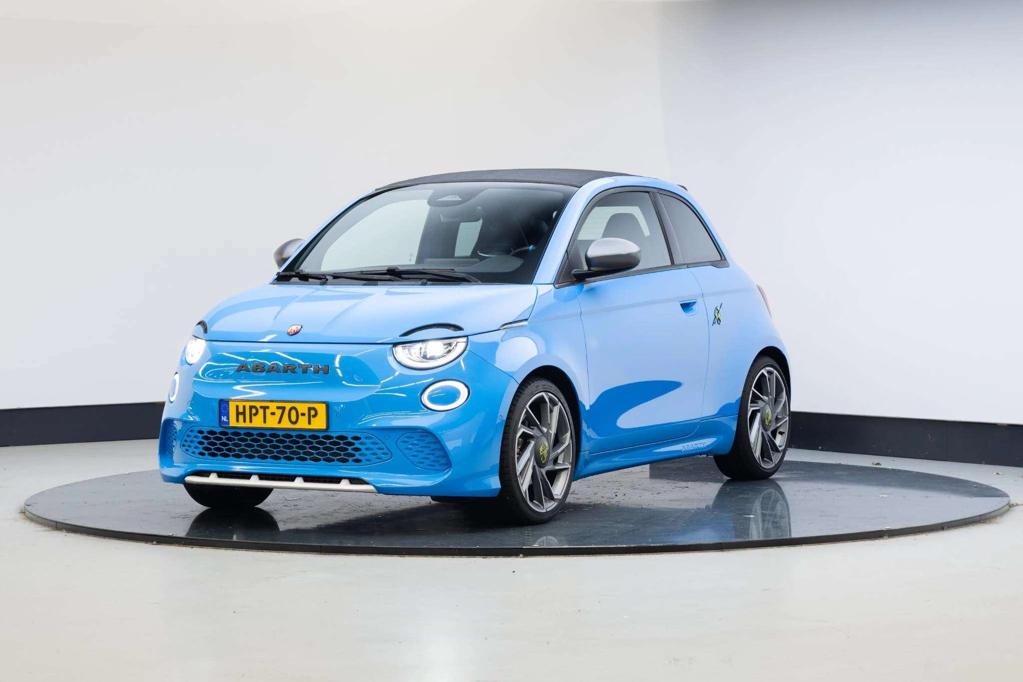 Hoofdafbeelding Fiat 500C