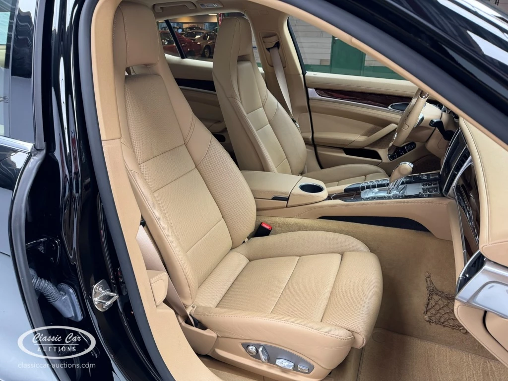 Hoofdafbeelding Porsche Panamera