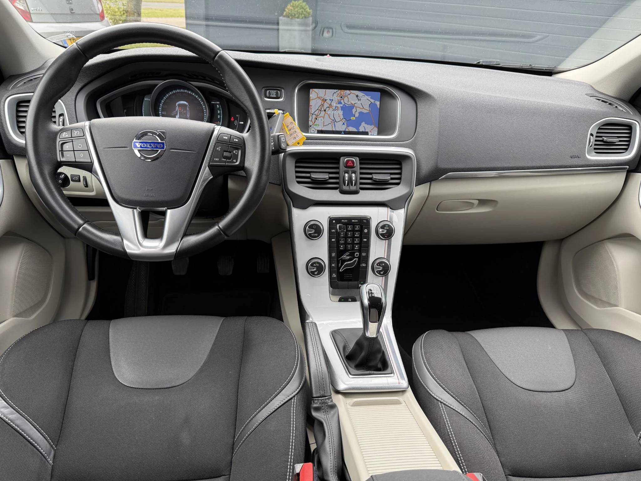Hoofdafbeelding Volvo V40