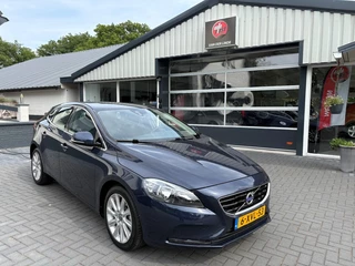Volvo V40 1.6 T4 Momentum Trekhaak, Navi, Cruise control