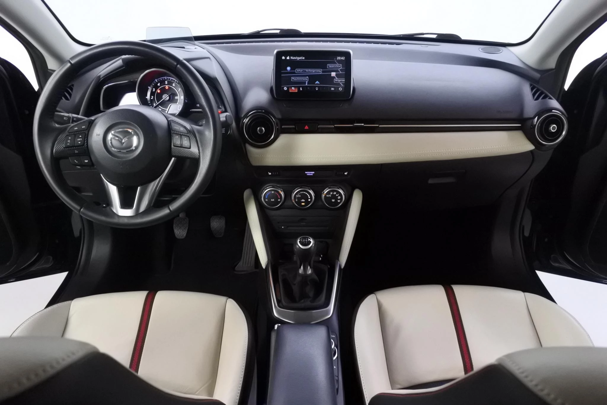 Hoofdafbeelding Mazda 2