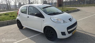 Peugeot 107 1.0-12V 5 deurts/lm-velgen/audio/etc