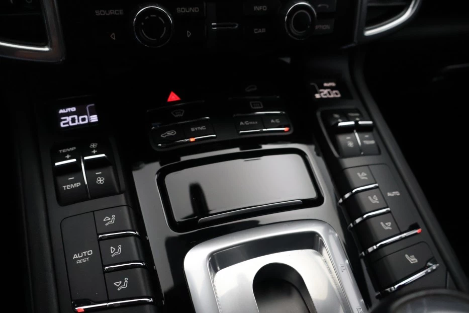 Hoofdafbeelding Porsche Cayenne