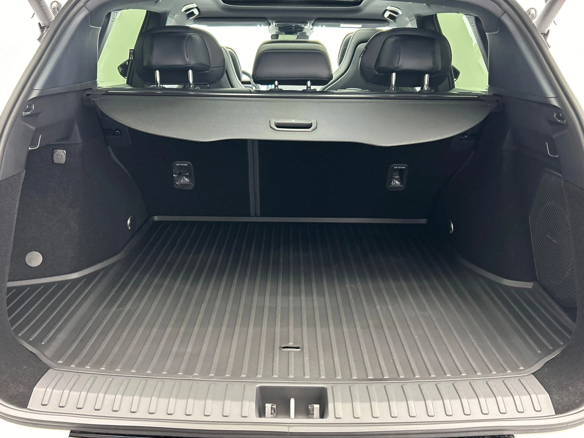 Hoofdafbeelding Lynk & Co 08