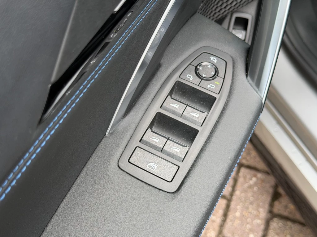 Hoofdafbeelding BMW iX1