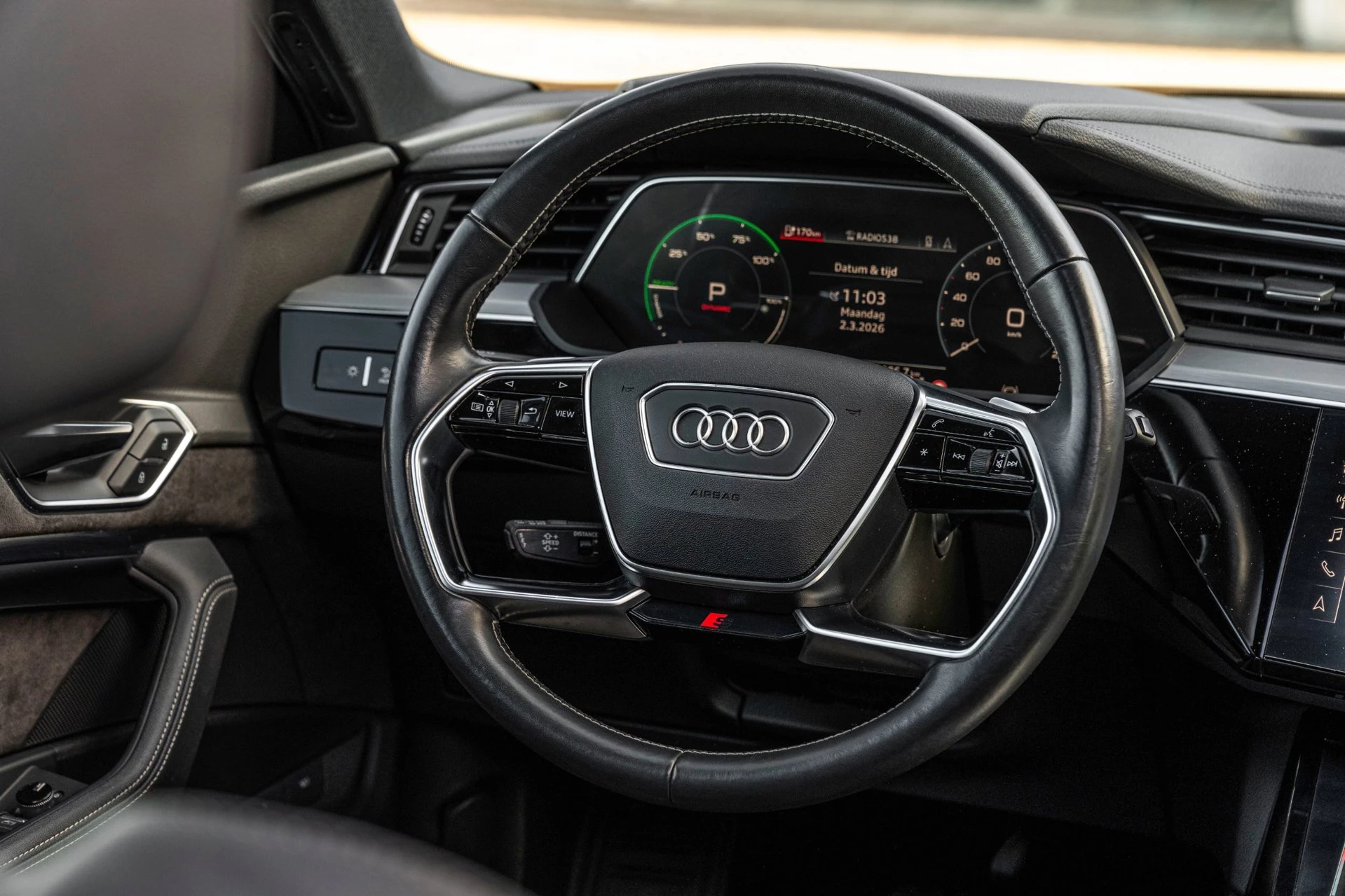 Hoofdafbeelding Audi e-tron