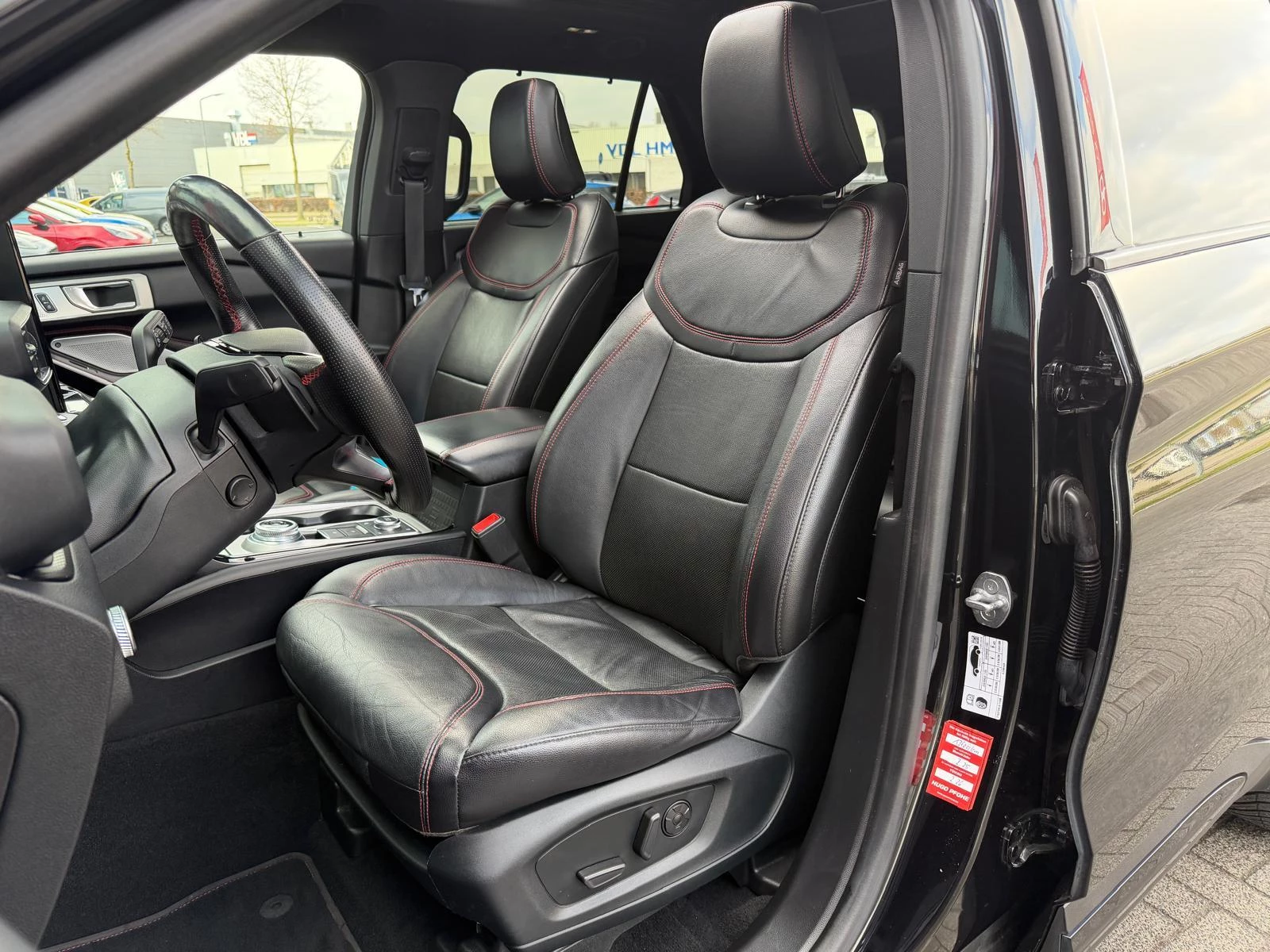 Hoofdafbeelding Ford Explorer