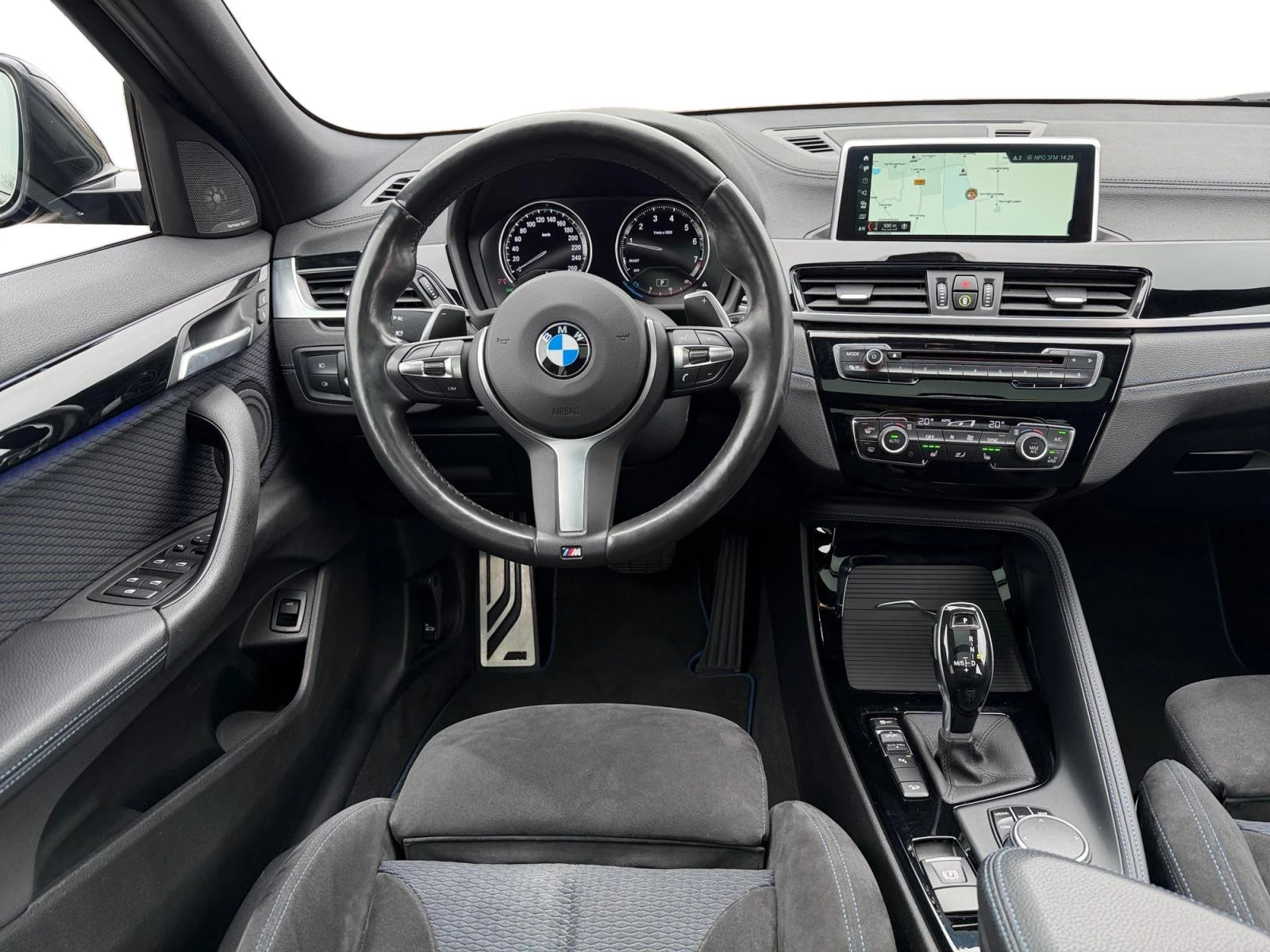 Hoofdafbeelding BMW X2