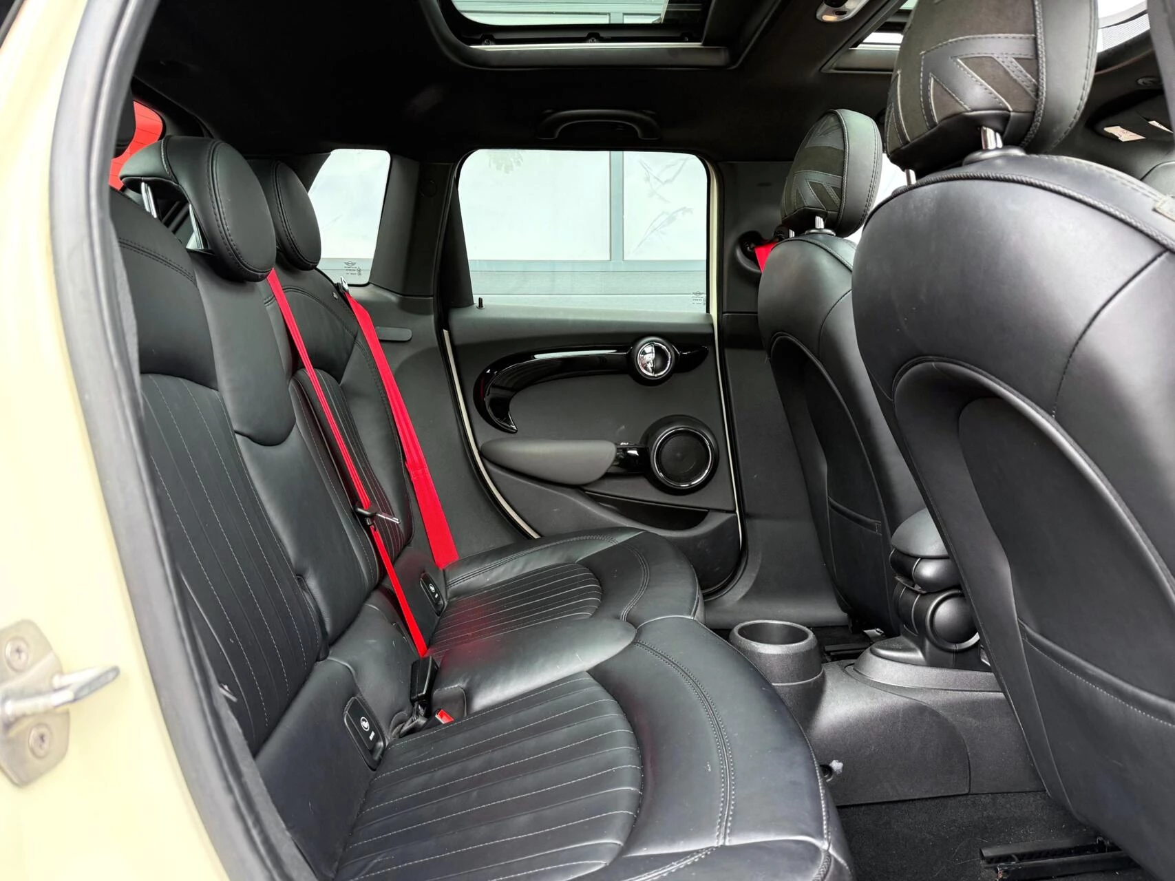 Hoofdafbeelding MINI Cooper S
