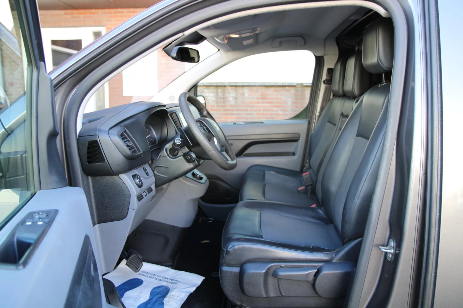 Hoofdafbeelding Peugeot Expert