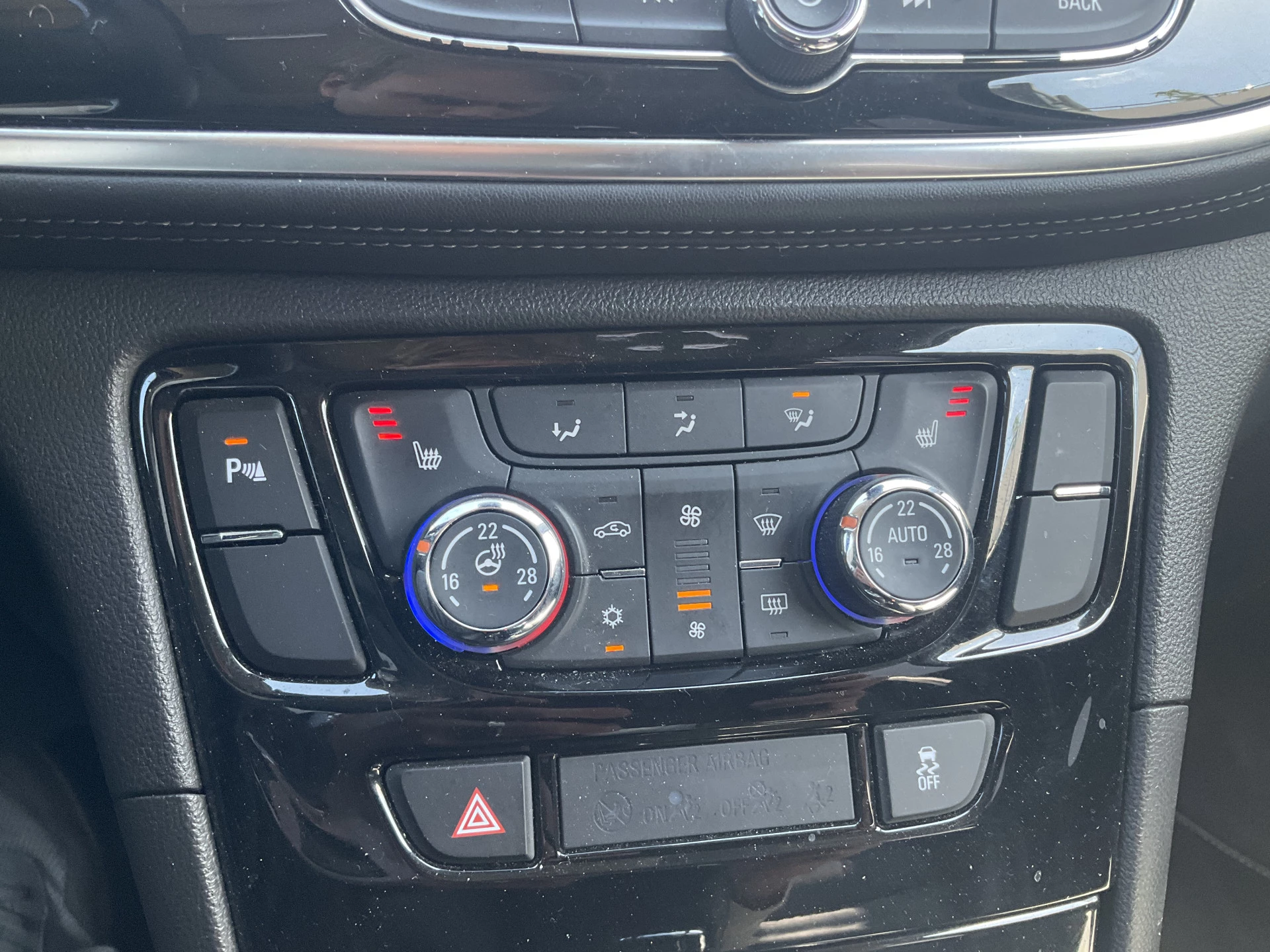 Hoofdafbeelding Opel Mokka X