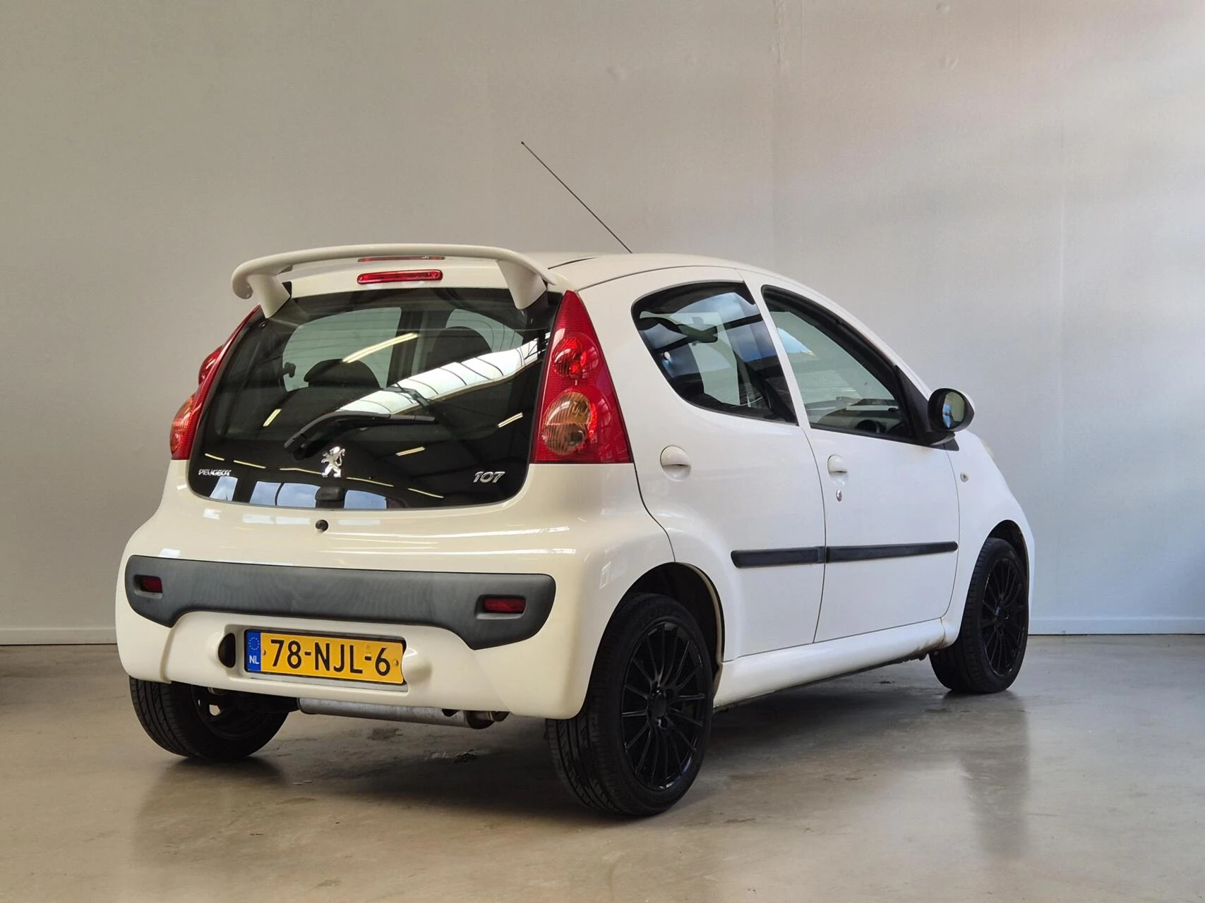Hoofdafbeelding Peugeot 107