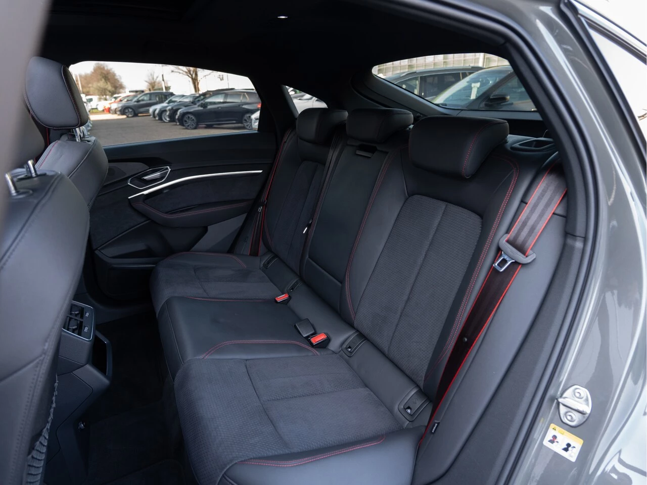 Hoofdafbeelding Audi Q8 Sportback e-tron