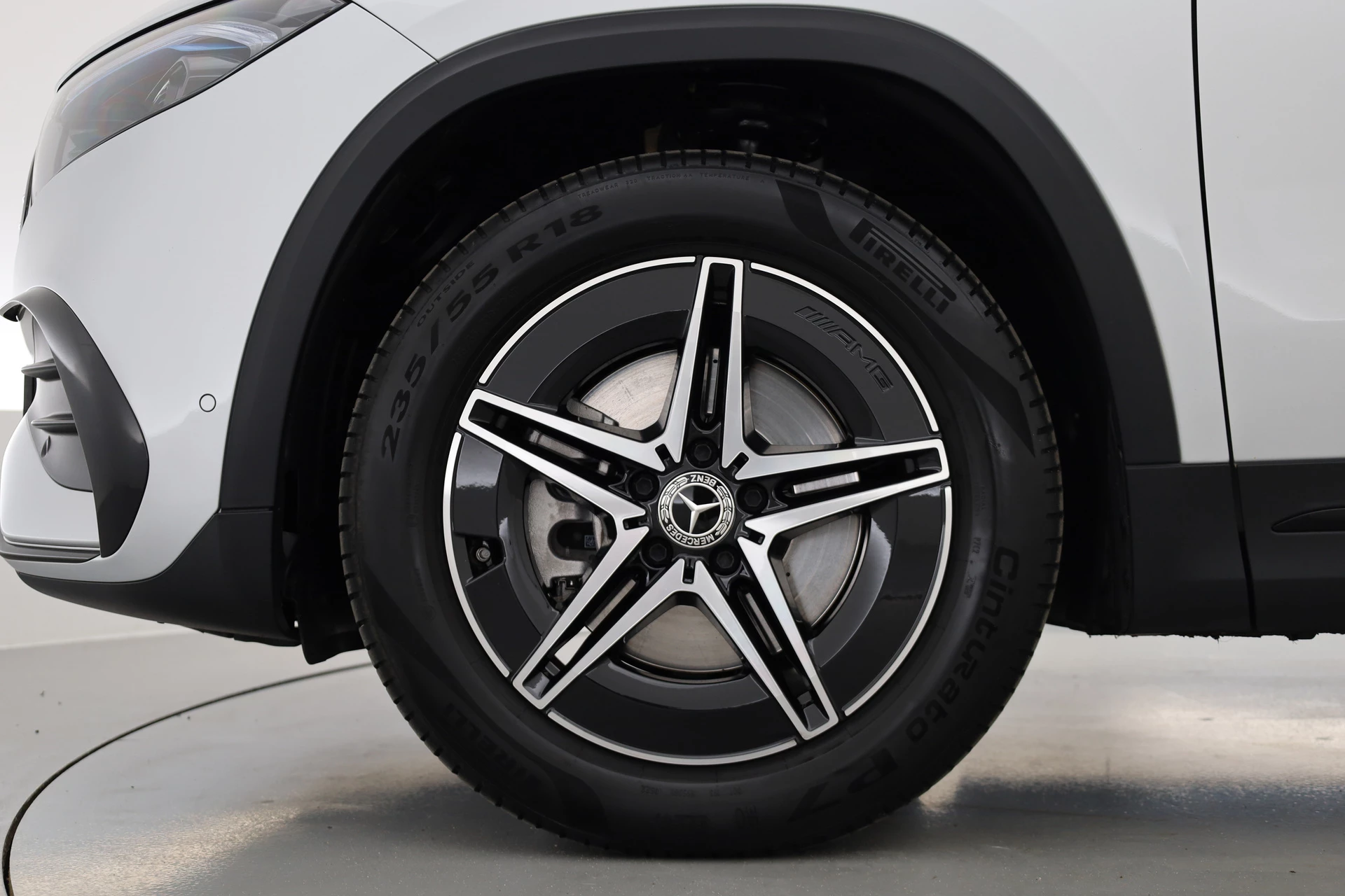 Hoofdafbeelding Mercedes-Benz EQA