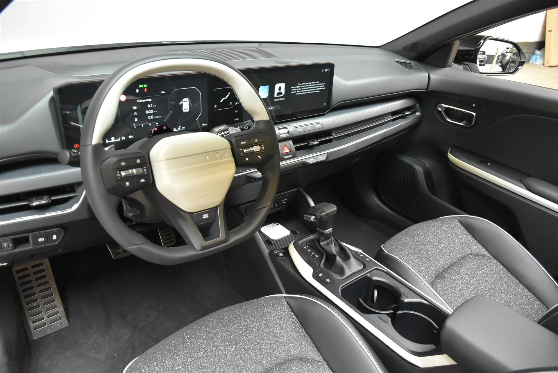 Hoofdafbeelding Kia K4