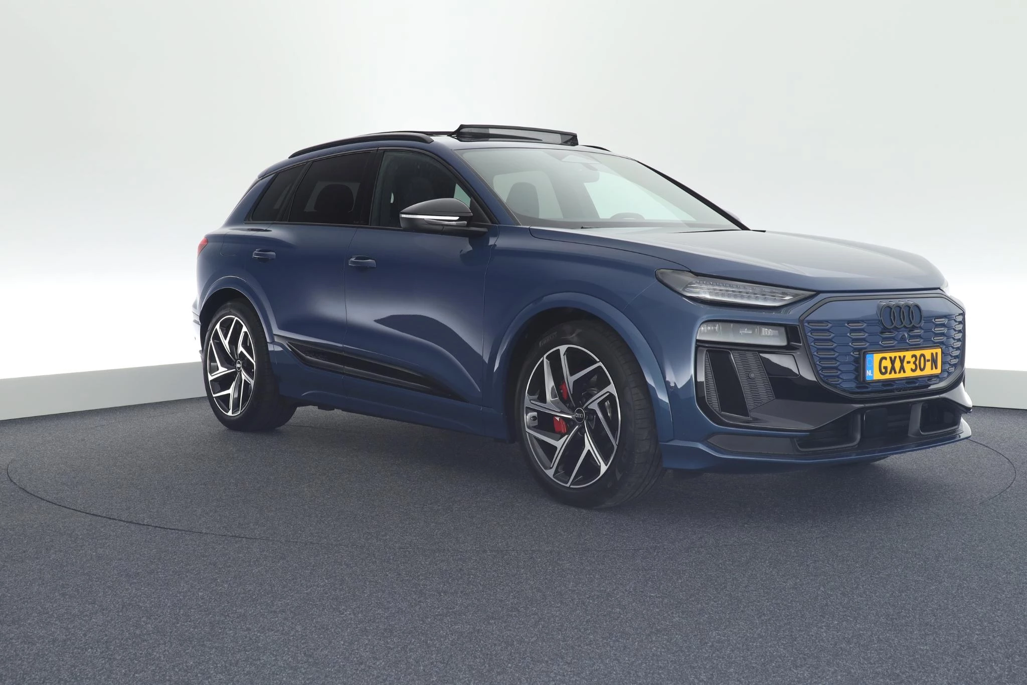 Hoofdafbeelding Audi SQ6