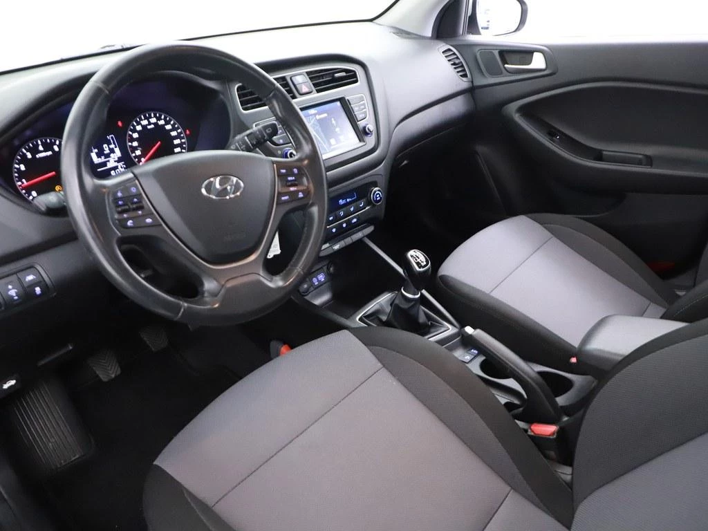Hoofdafbeelding Hyundai i20