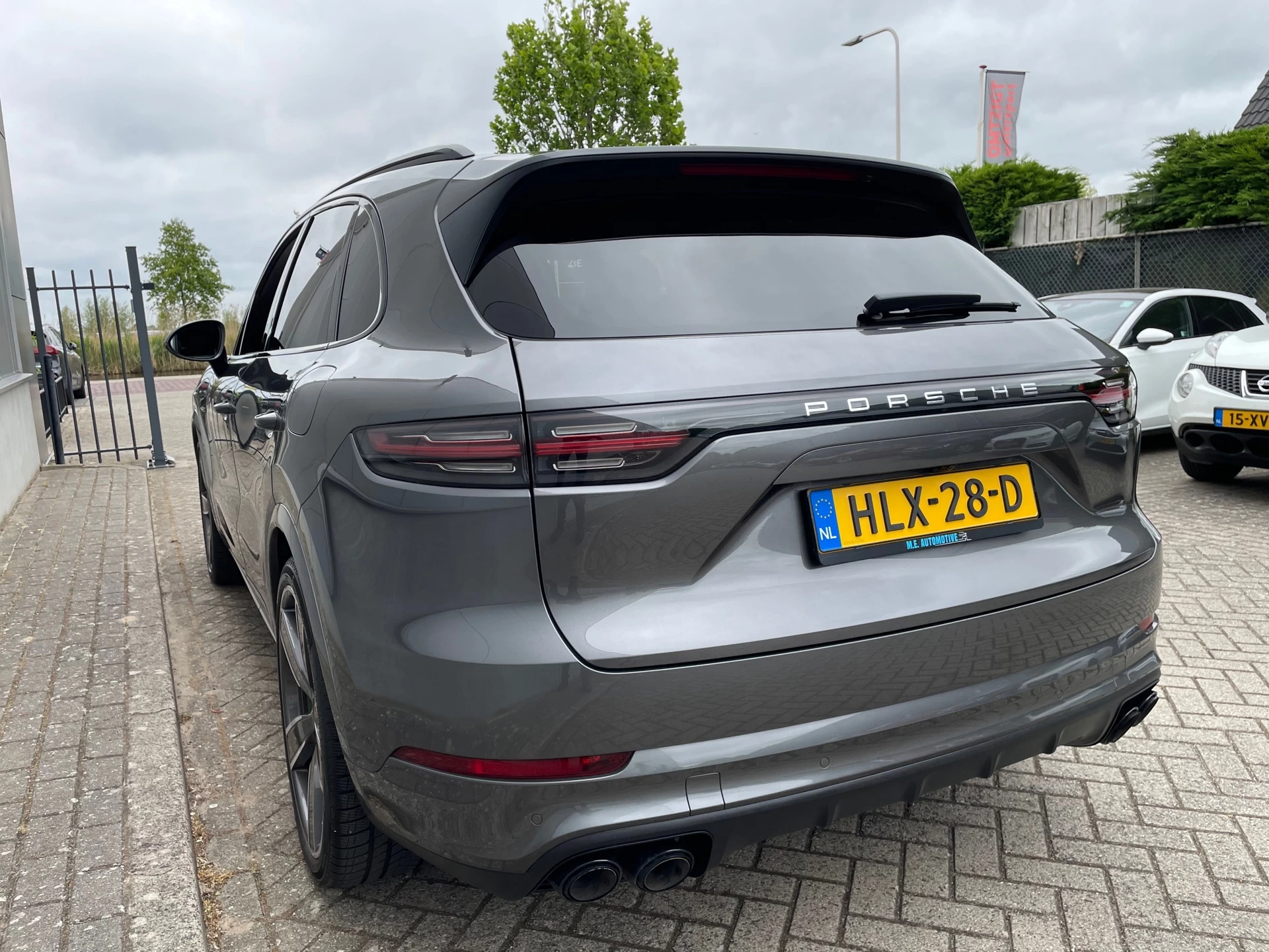 Hoofdafbeelding Porsche Cayenne