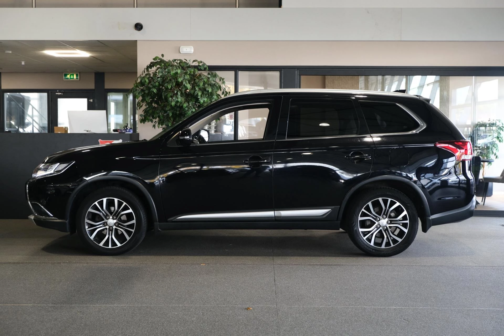 Hoofdafbeelding Mitsubishi Outlander