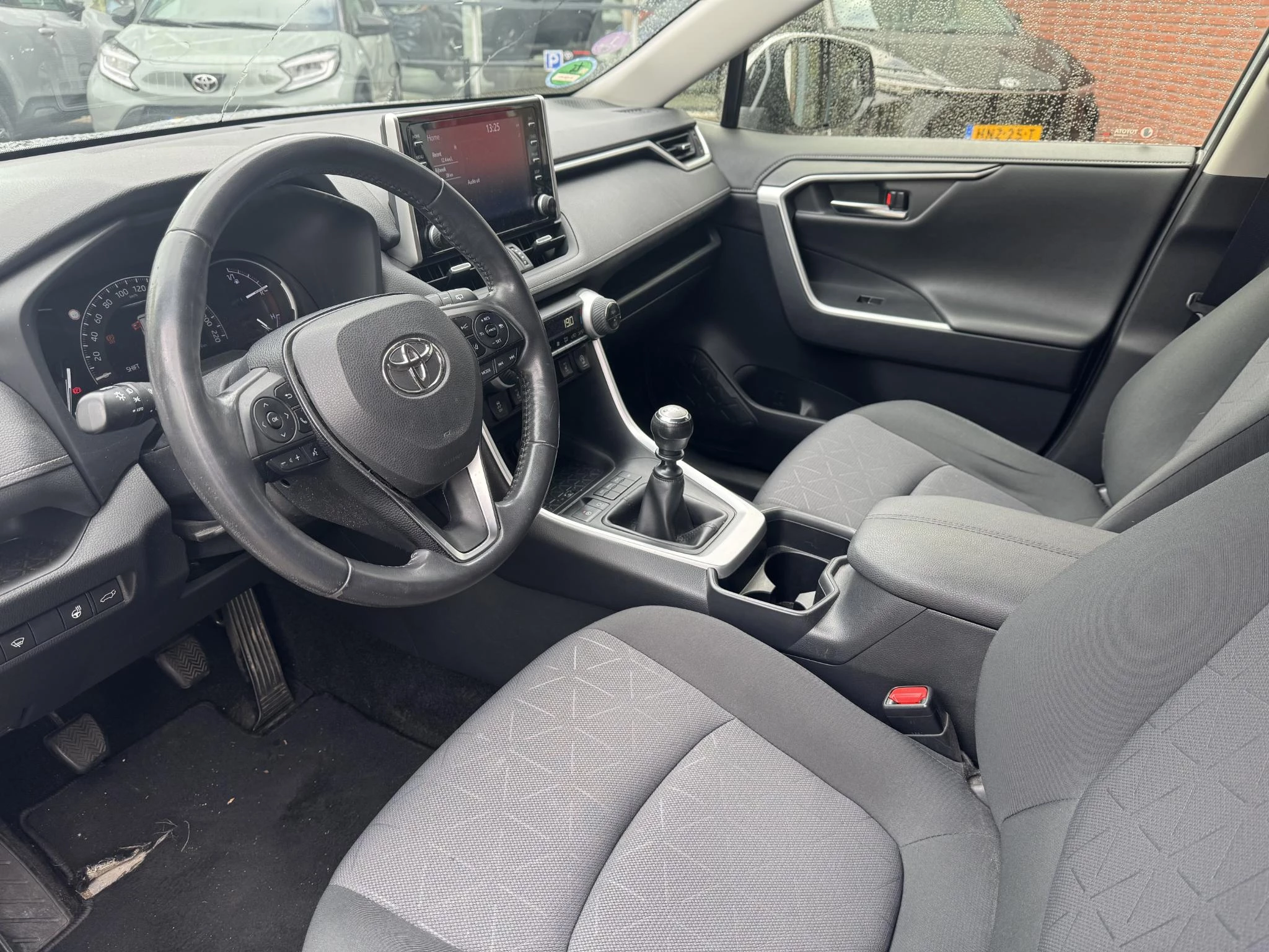 Hoofdafbeelding Toyota RAV4