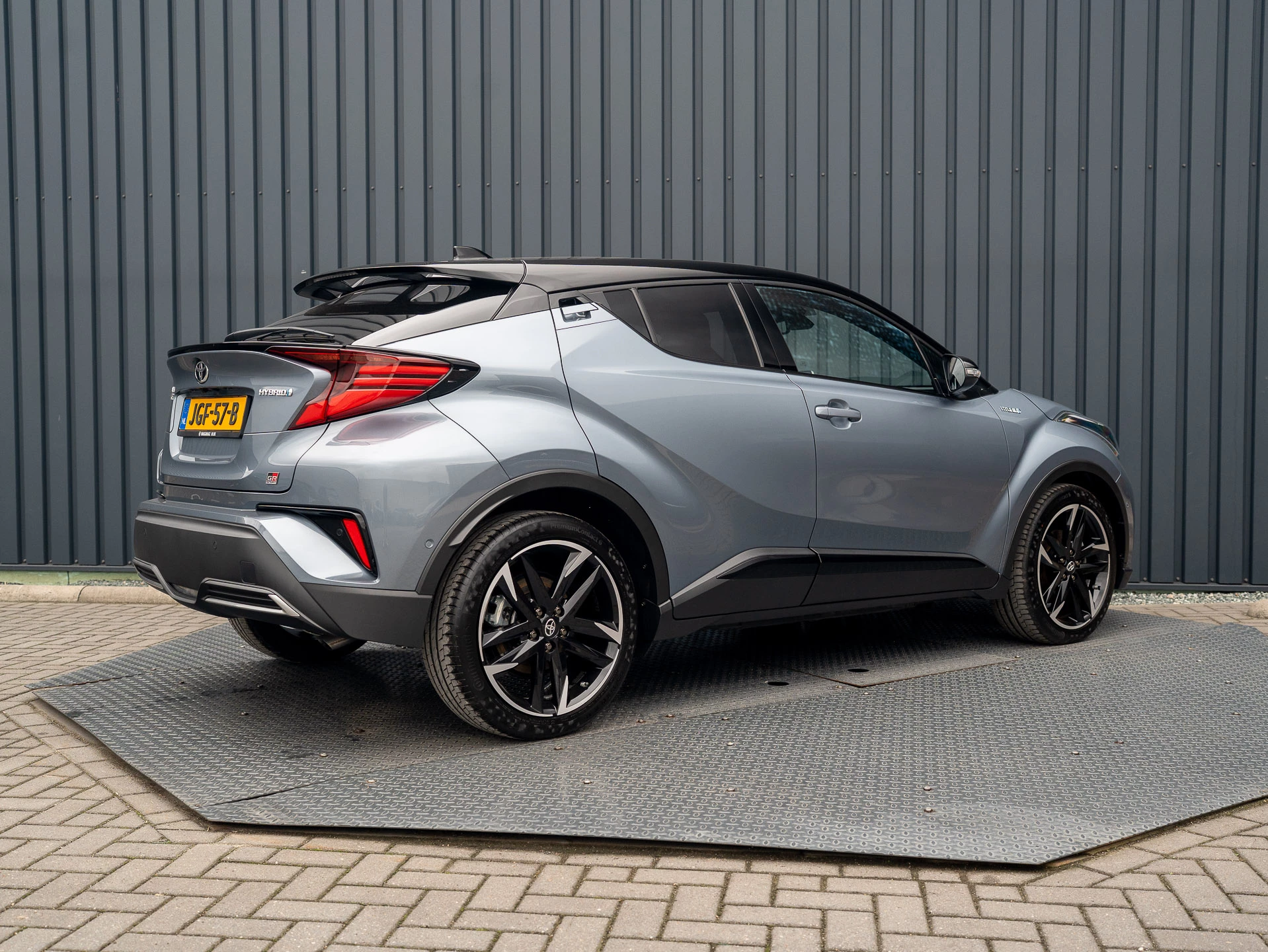 Hoofdafbeelding Toyota C-HR