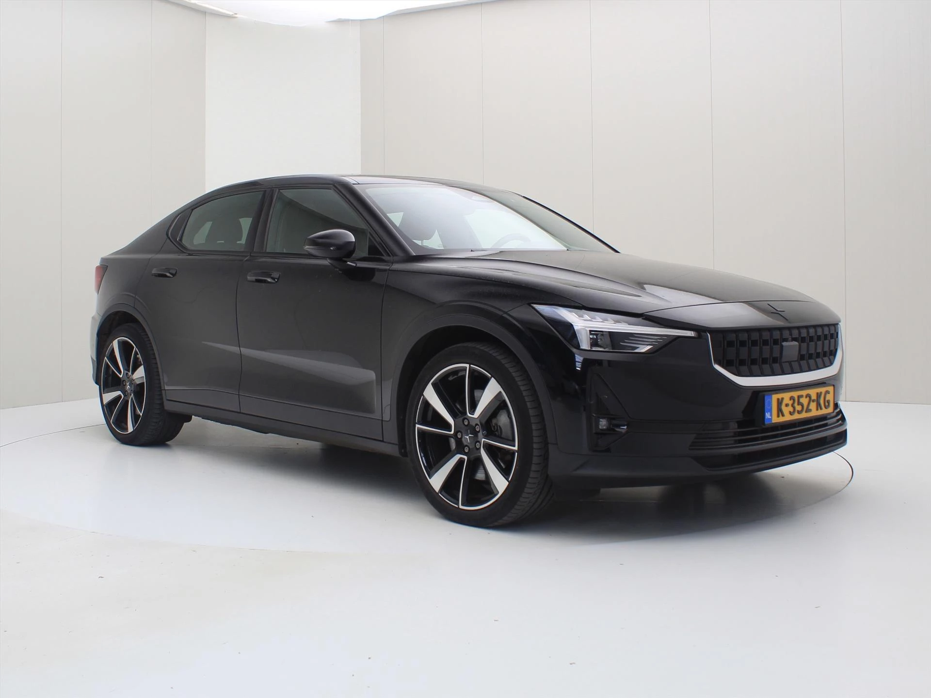 Hoofdafbeelding Polestar 2