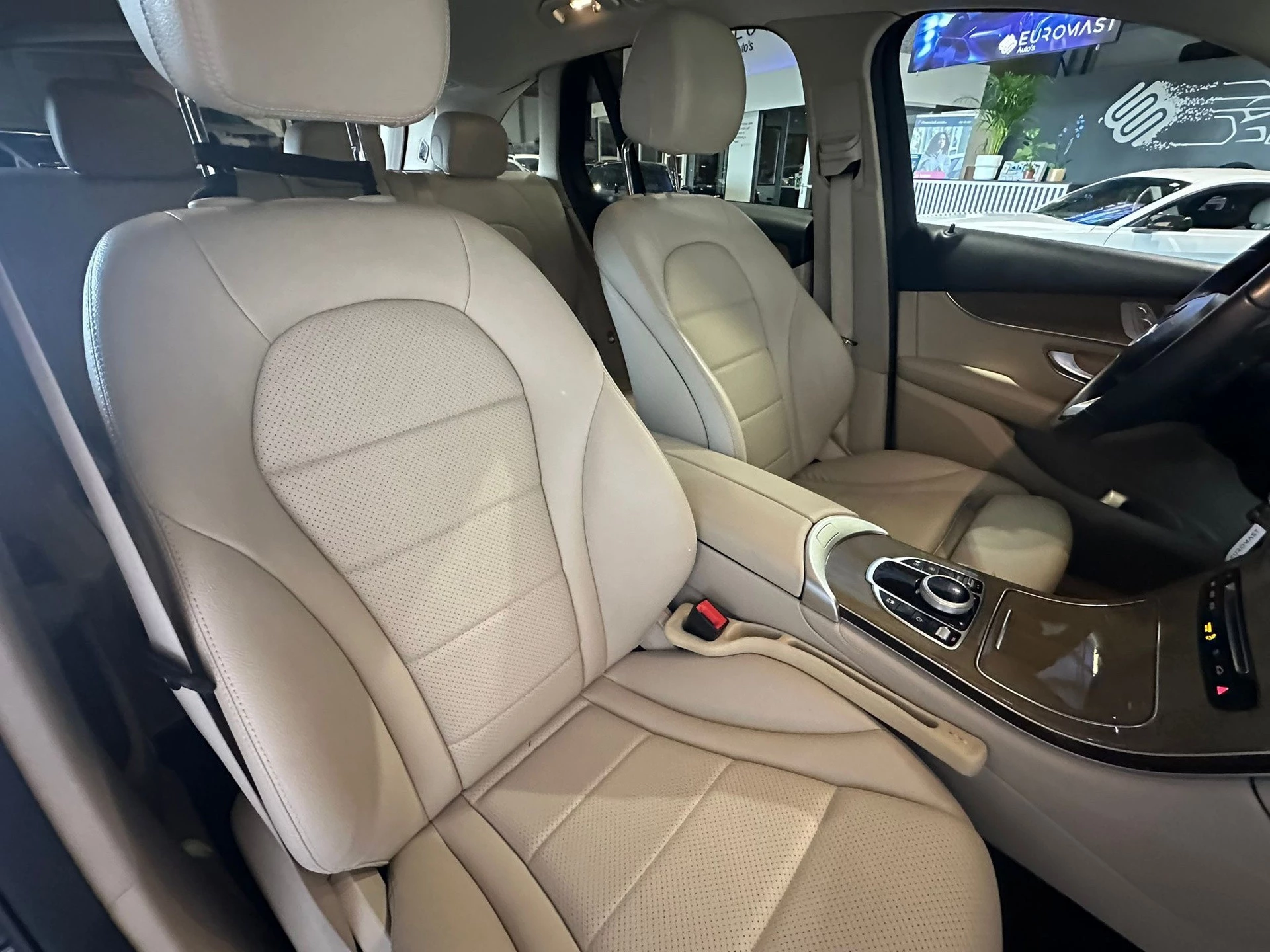 Hoofdafbeelding Mercedes-Benz GLC