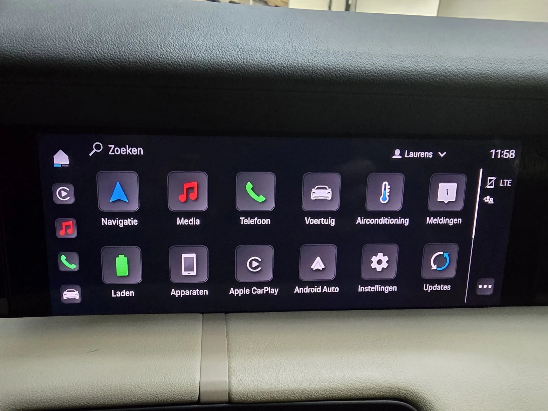 Hoofdafbeelding Porsche Taycan