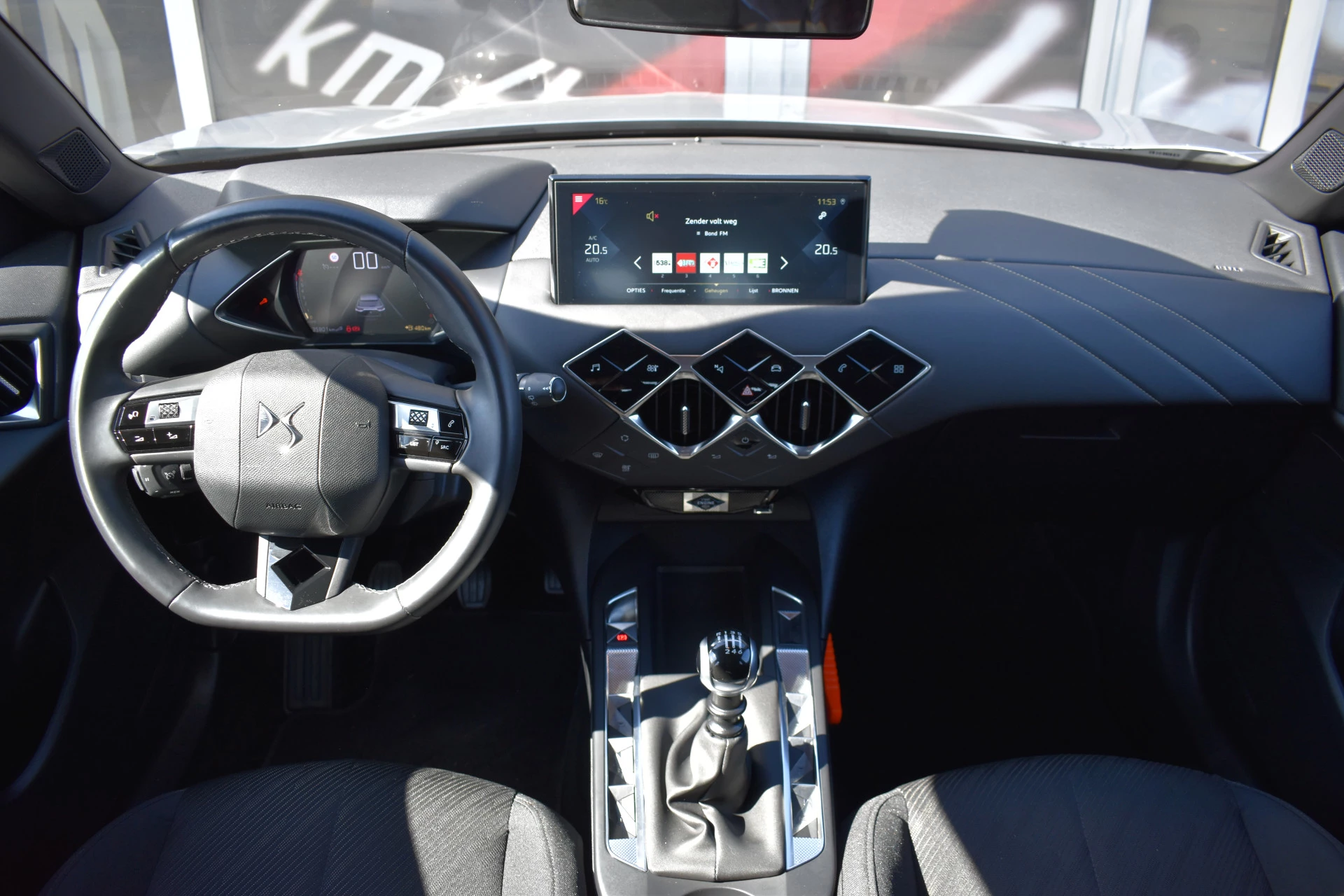 Hoofdafbeelding DS DS 3