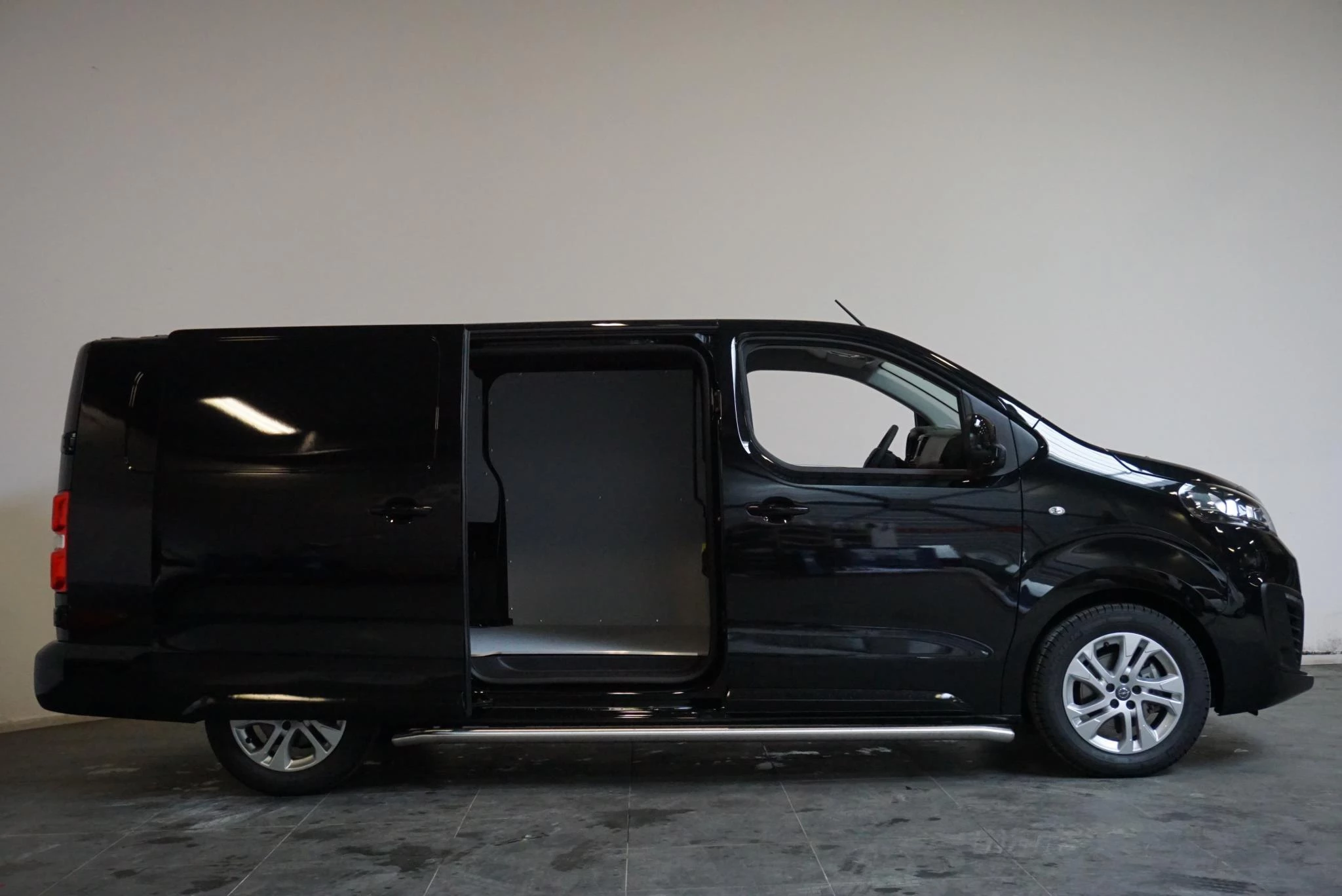 Hoofdafbeelding Opel Vivaro-e