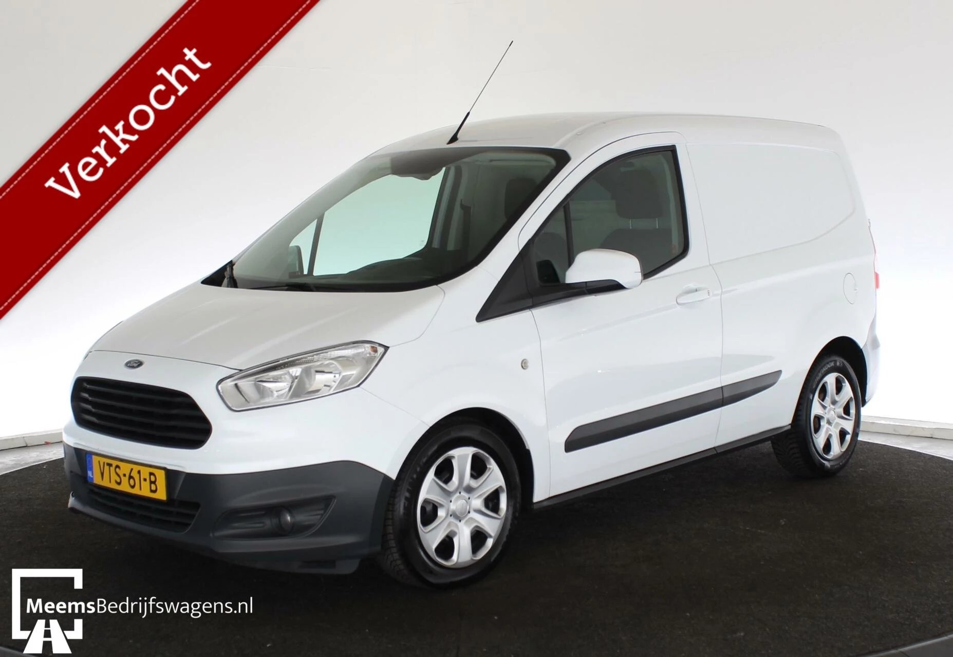 Hoofdafbeelding Ford Transit Courier