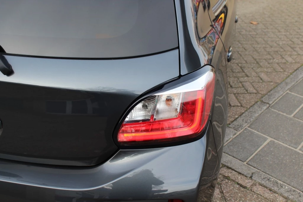 Hoofdafbeelding Mitsubishi Space Star